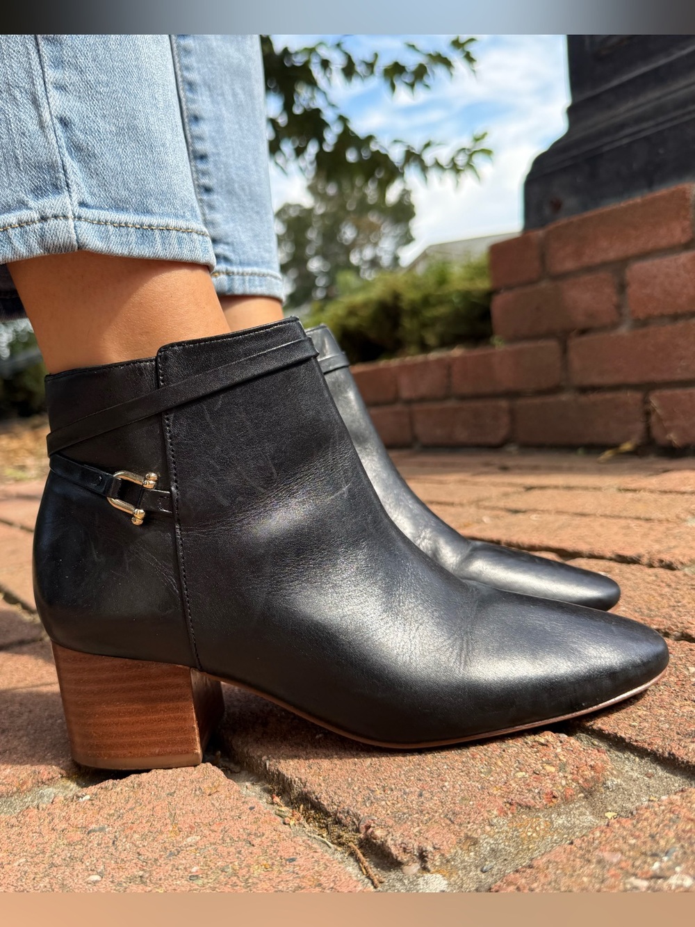 Talbots Black Leather Ankle Boot with Block Heel Gold Horsebit Detail Booties